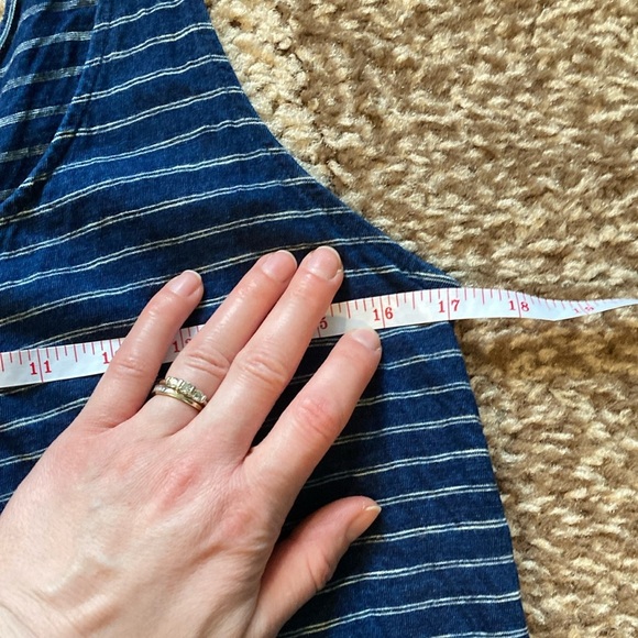 Universal Thread Blue Fitted Scoop Neck Tank Top - Picture 9 of 12